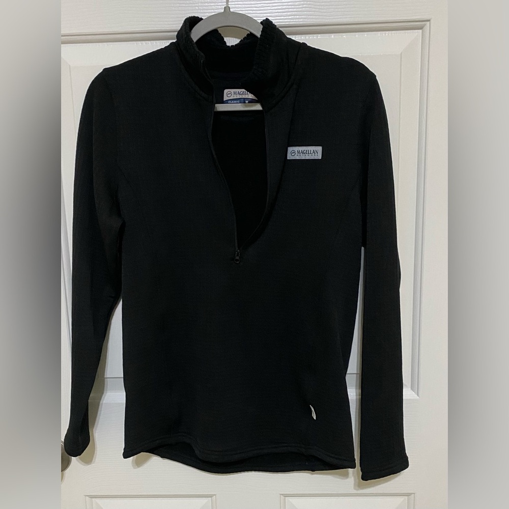 Magellan Outdoors Classic Fit Black Pullover